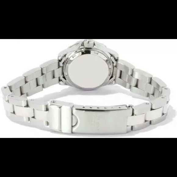 *SOLD* Women’s Invicta 17569 Pro Diver Quartz Watch - Picture 2 of 13